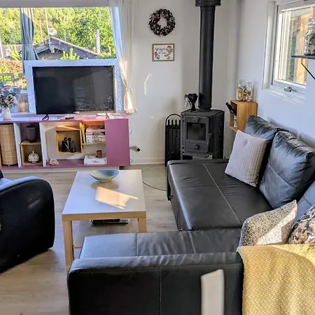 Cozy Near The Feriehus *
